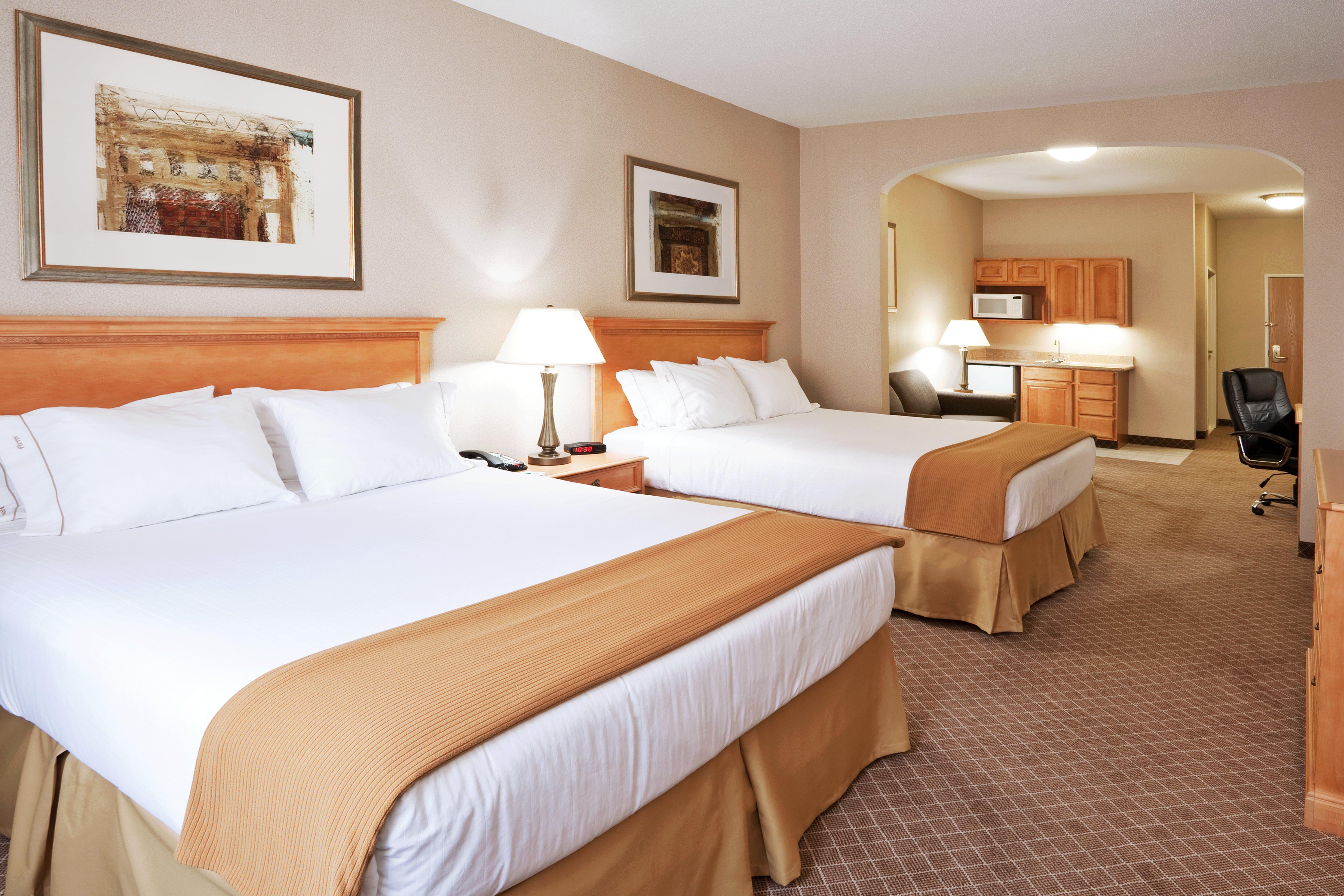 Holiday Inn Express Hotel & Suites Chesterfield - Selfridge Area By Ihg Exterior foto