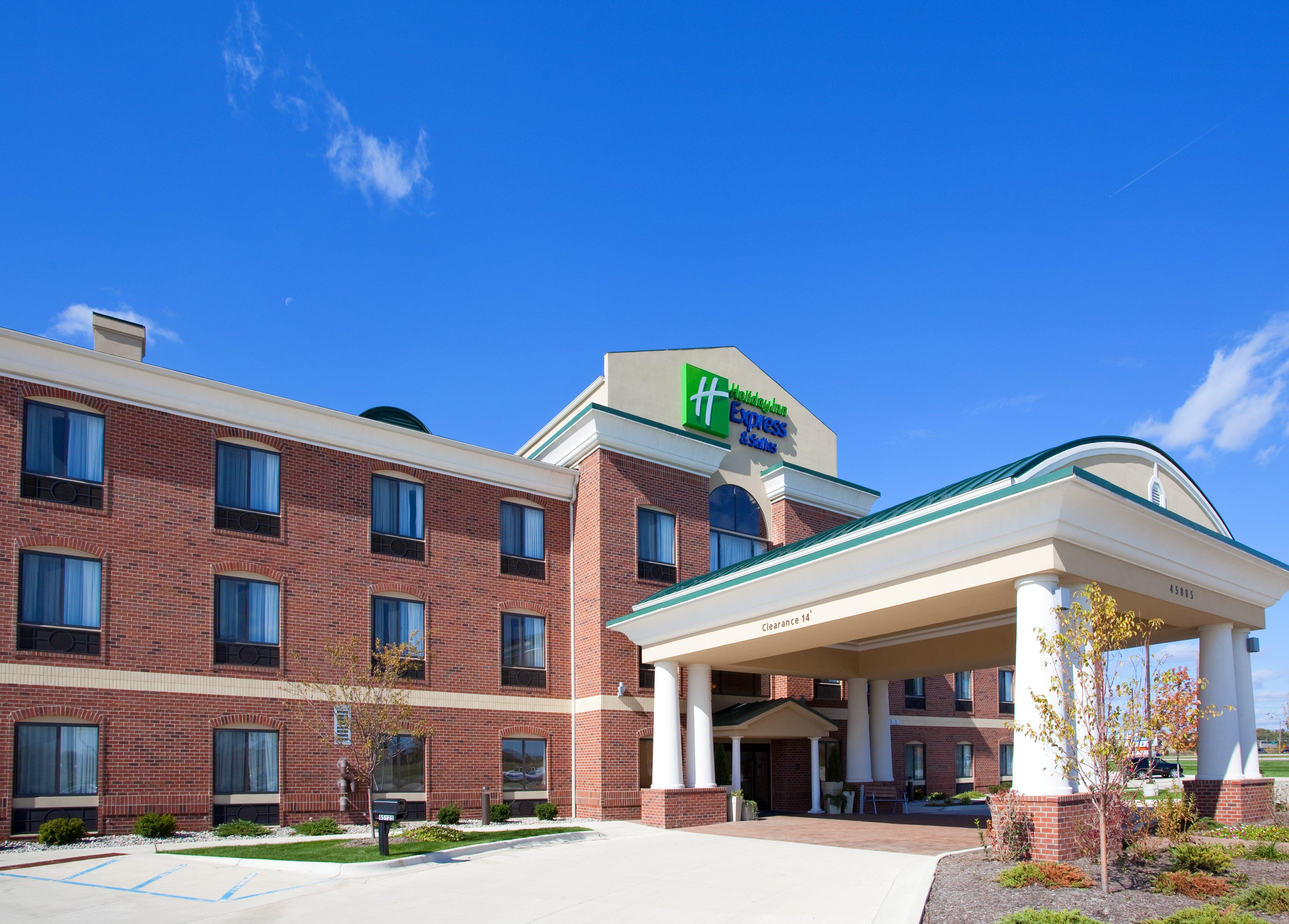 Holiday Inn Express Hotel & Suites Chesterfield - Selfridge Area By Ihg Exterior foto